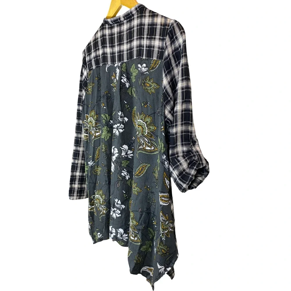 Andree by UNIT Plaid Floral Embroidered Long Tunic Top L Boho Paisley Lagenlook